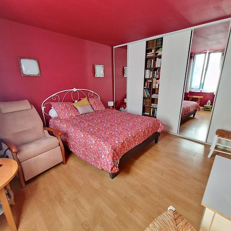 Chez Mamichou Apartment Moret sur Loing Bagian luar foto